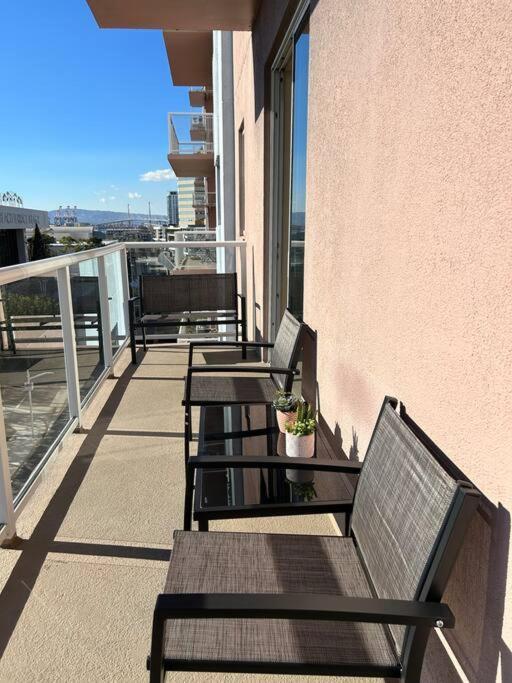 A Corner Unit With Ocean Views From Every Room Long Beach Exterior foto
