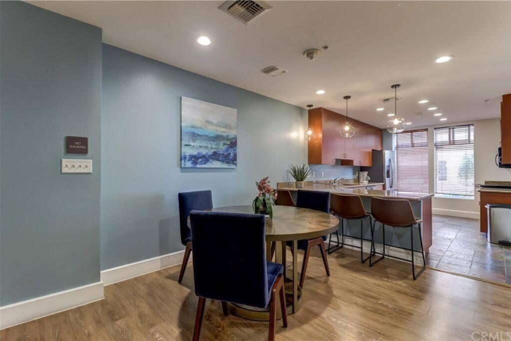 A Corner Unit With Ocean Views From Every Room Long Beach Exterior foto